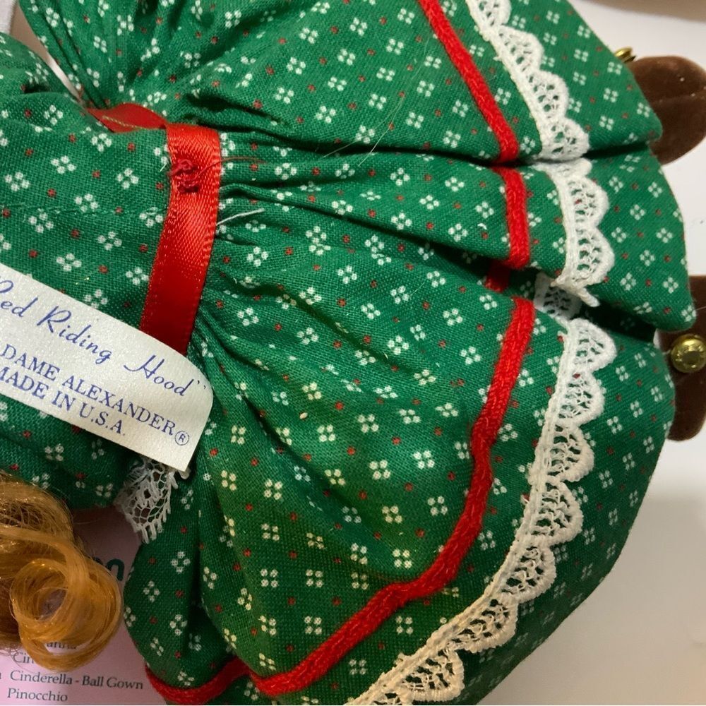 Vintage Madame Alexander Little Red Riding Hood Storyland Doll 463 - 8” 1992 - Picture 8 of 8
